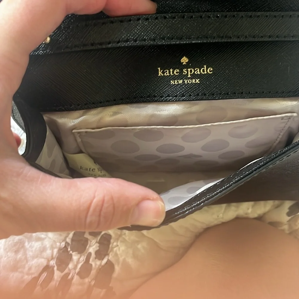 Like new, Kate Spade crossbody bag - Picture 5 of 6